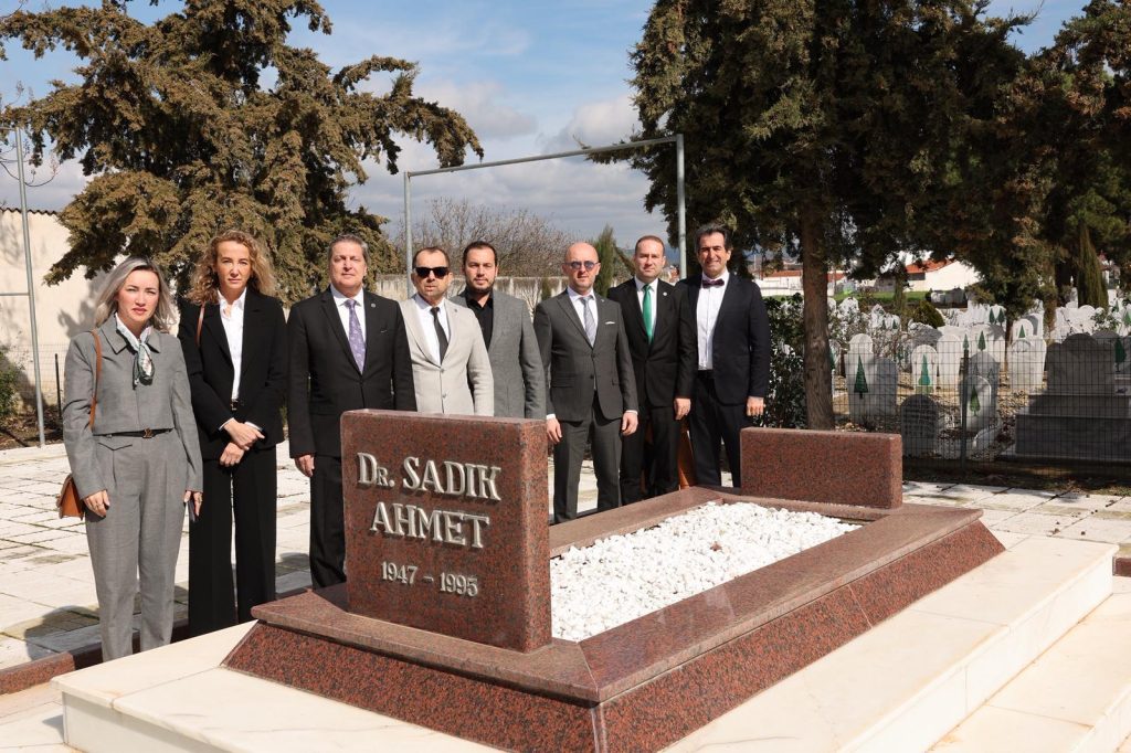 Dr. Sadık Ahmet Kabir Ziyareti
