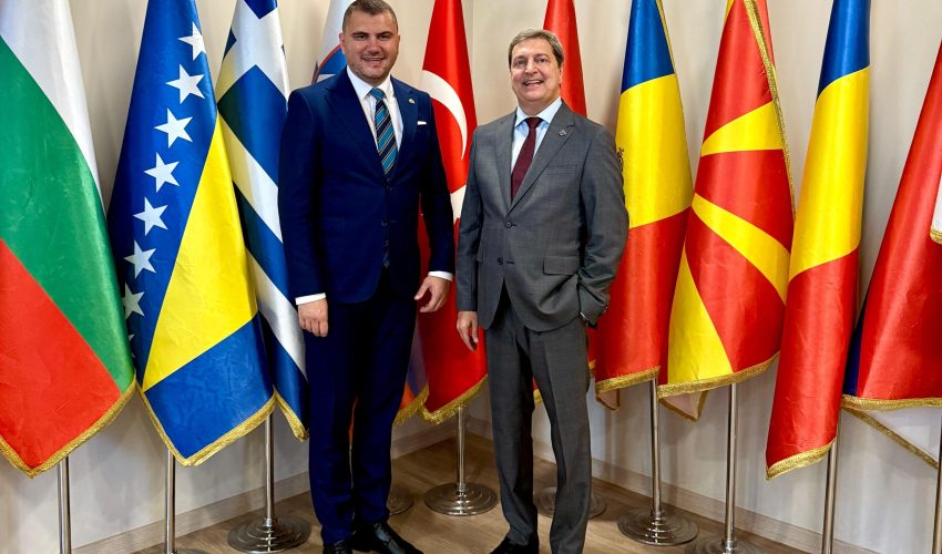 Kosova Esnaf Prizren Derneği BALKANTÜRKSİAD’ı ziyaret etti.